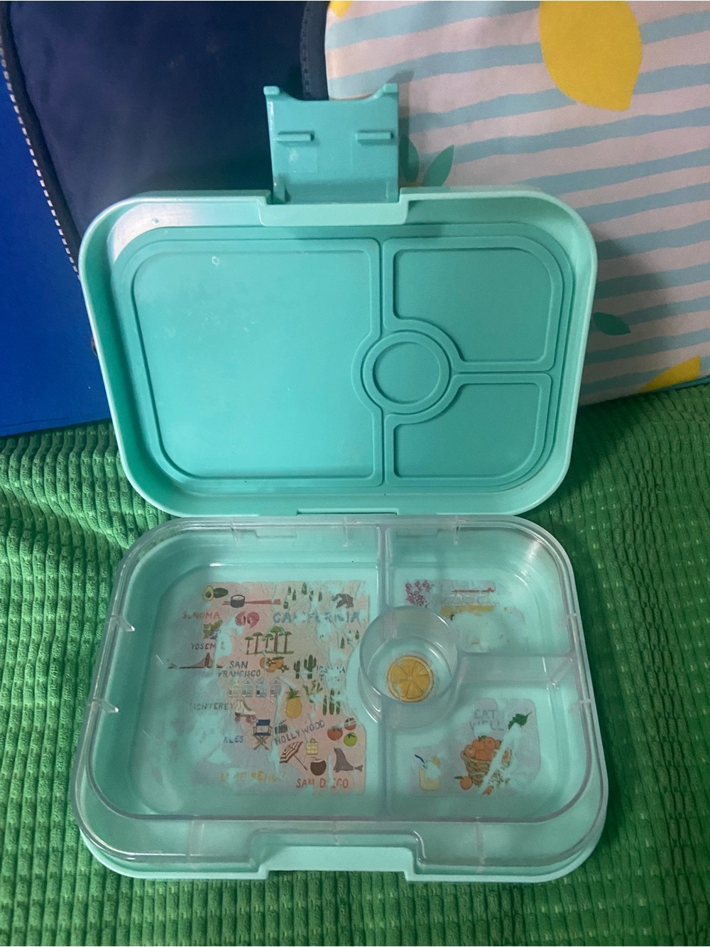 Mint Green Lunch Box - Portable Serveware Container - Picture 2 of 3